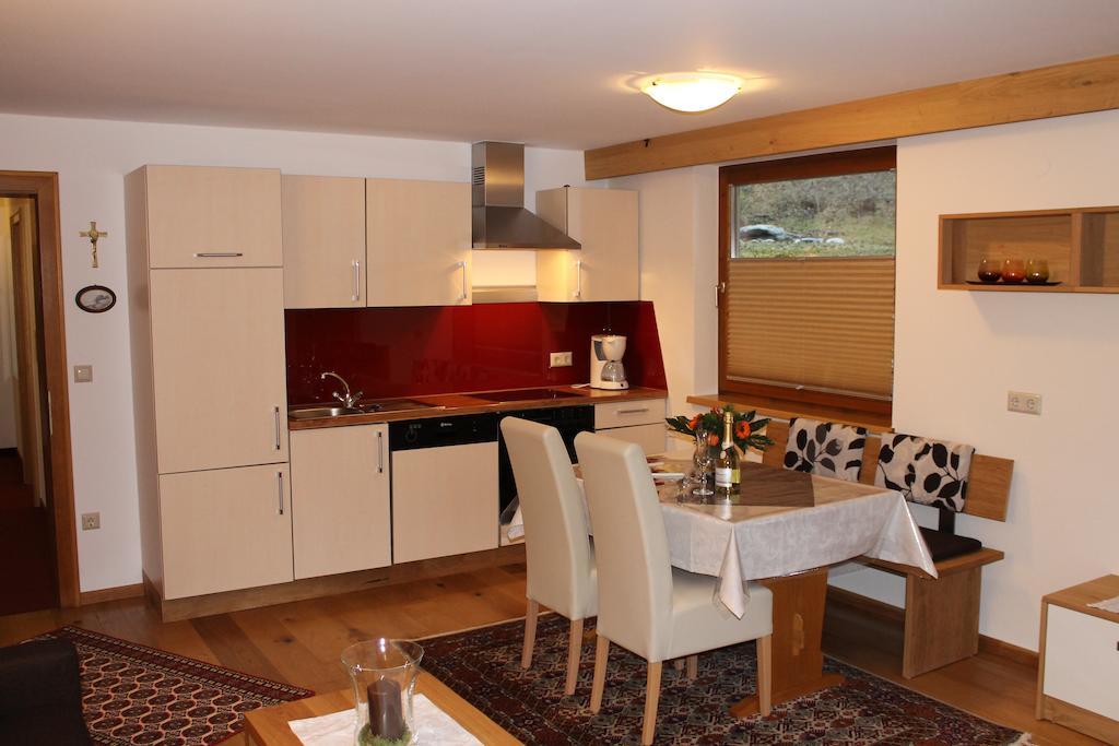 Appartements Zerzer Ried im Oberinntal Rom bilde