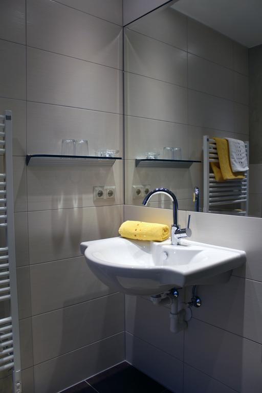 Appartements Zerzer Ried im Oberinntal Rom bilde