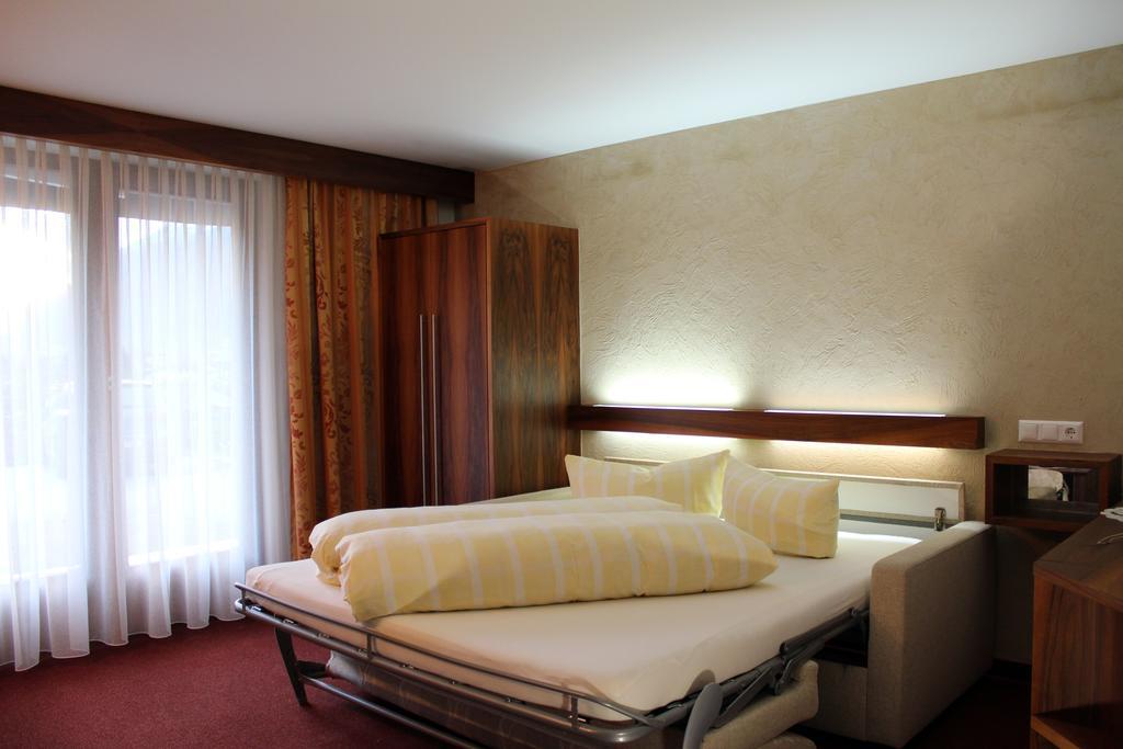 Appartements Zerzer Ried im Oberinntal Rom bilde