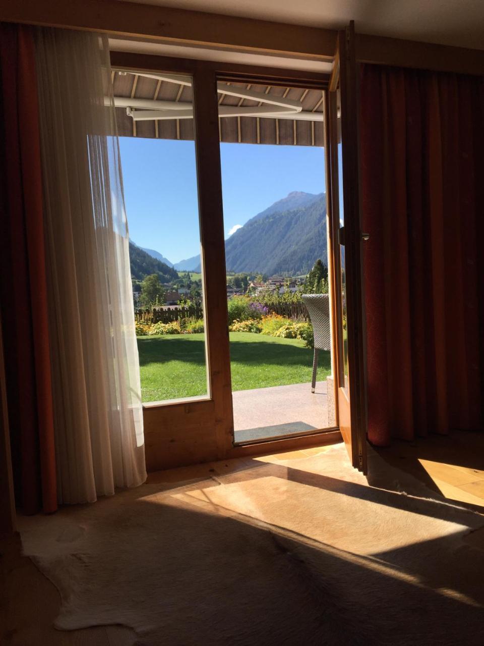 Appartements Zerzer Ried im Oberinntal Eksteriør bilde